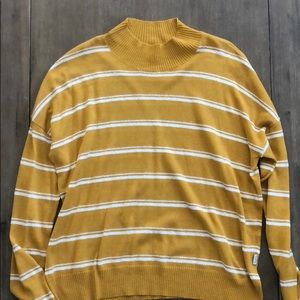 Never worn RVCA long sleeve